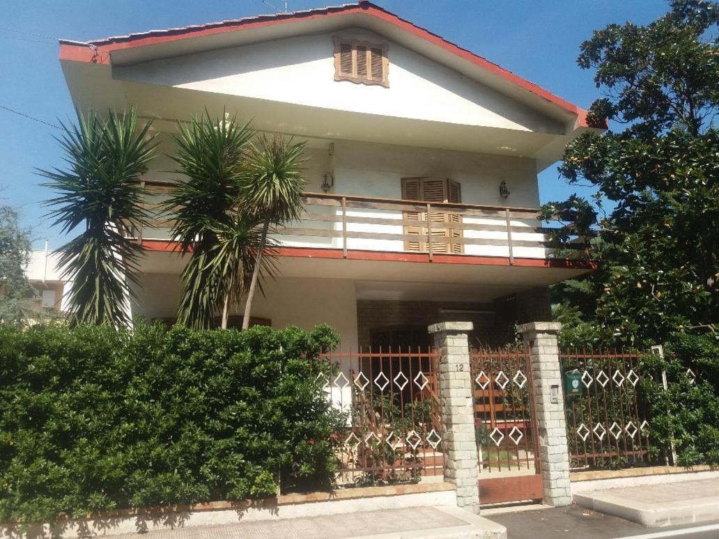 Villa Residenza Nisio à Bari Extérieur photo