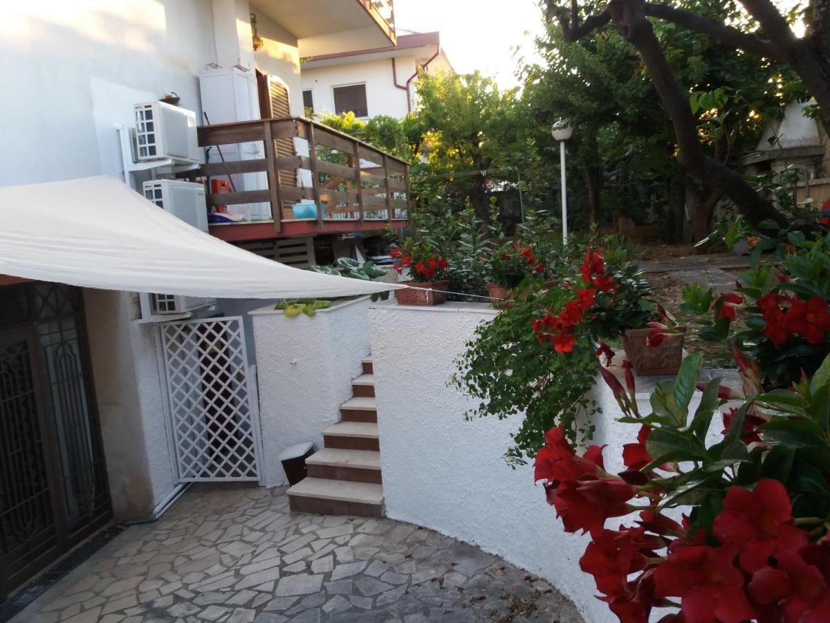 Villa Residenza Nisio à Bari Extérieur photo